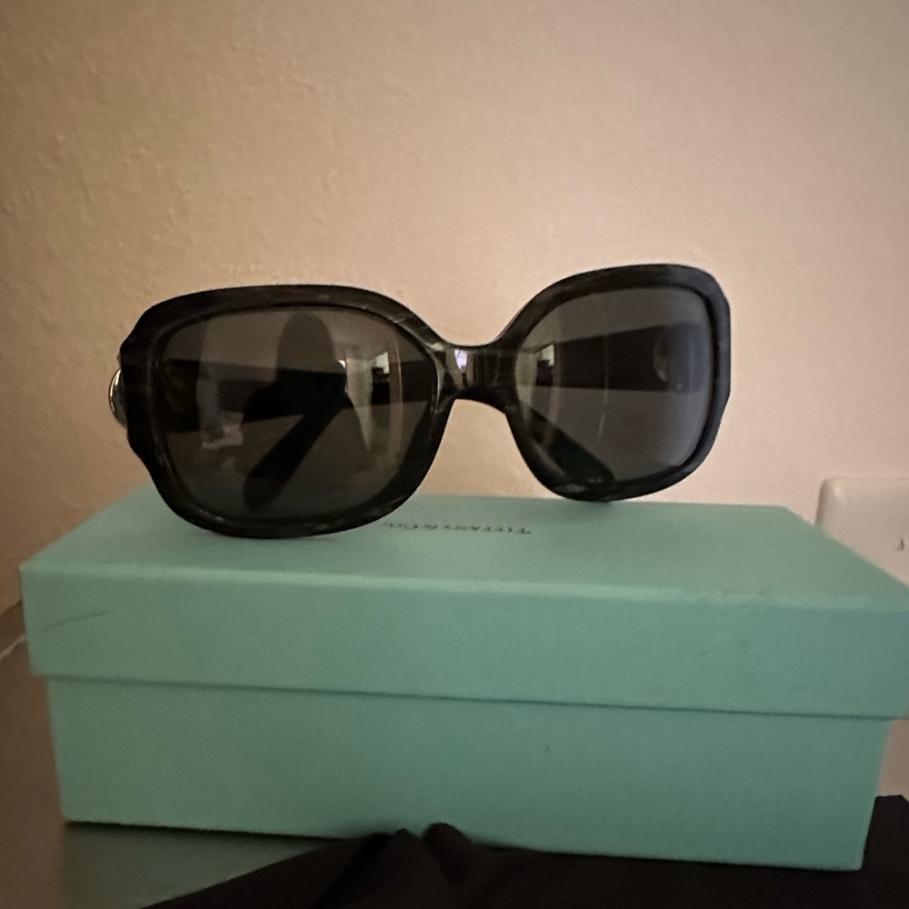 Tiffany and Co sunglasses